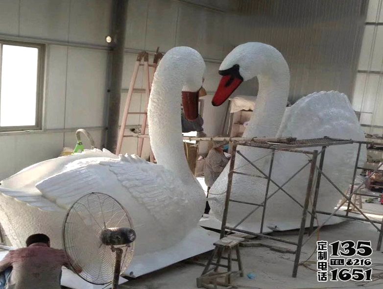 景區(qū)玻璃鋼創(chuàng)意白天鵝愛心雕塑 景區(qū)玻璃鋼創(chuàng)意白天鵝愛心雕塑