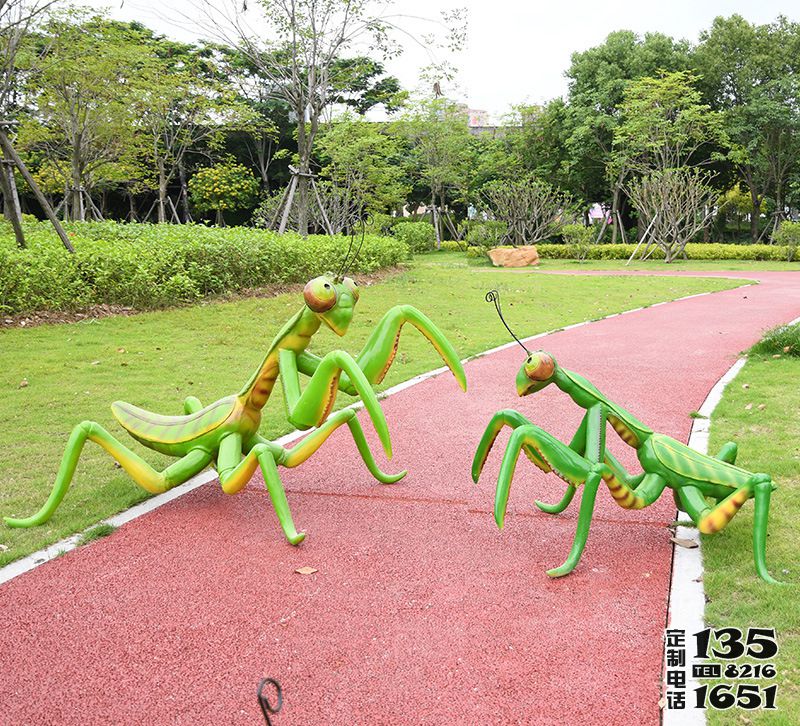 公園玻璃鋼仿真動(dòng)物螳螂雕塑 公園玻璃鋼仿真動(dòng)物螳螂雕塑