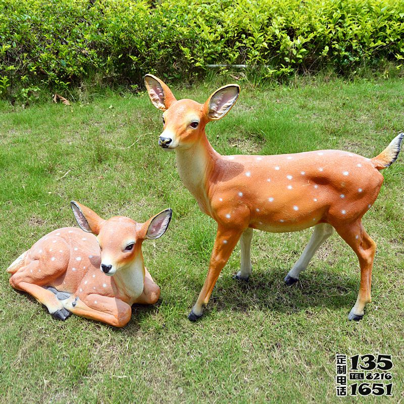 草坪玻璃鋼彩繪仿真動物鹿雕塑 草坪玻璃鋼彩繪仿真動物鹿雕塑