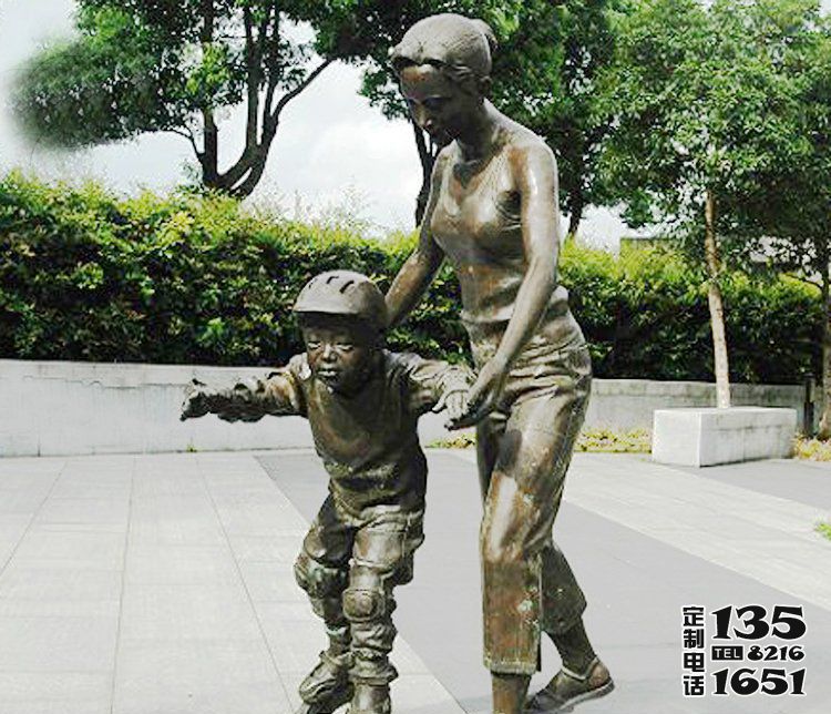 公園廣場(chǎng)滑旱冰的玻璃鋼仿銅人物雕塑 公園廣場(chǎng)滑旱冰的玻璃鋼仿銅人物雕塑