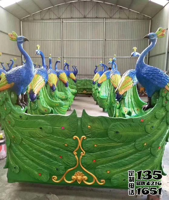 景區(qū)大型仿真玻璃鋼彩繪孔雀雕塑 景區(qū)大型仿真玻璃鋼彩繪孔雀雕塑
