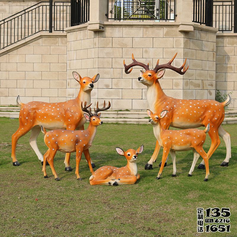 公園景區(qū)玻璃鋼彩繪仿真動物梅花鹿雕塑 公園景區(qū)玻璃鋼彩繪仿真動物梅花鹿雕塑
