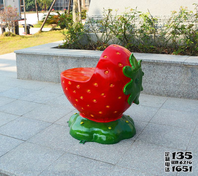 商場(chǎng)創(chuàng)意玻璃鋼水果擺件草莓雕塑 商場(chǎng)創(chuàng)意玻璃鋼水果擺件草莓雕塑