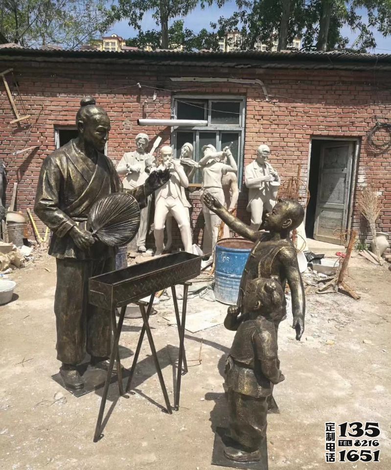 城市街頭賣(mài)烤串人物玻璃鋼仿銅雕塑 城市街頭賣(mài)烤串人物玻璃鋼仿銅雕塑