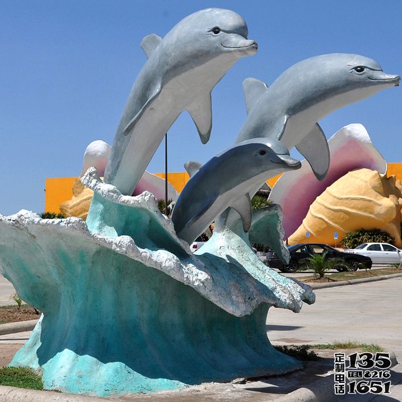 游樂場游泳館玻璃鋼海豚景觀雕塑 游樂場游泳館玻璃鋼海豚景觀雕塑